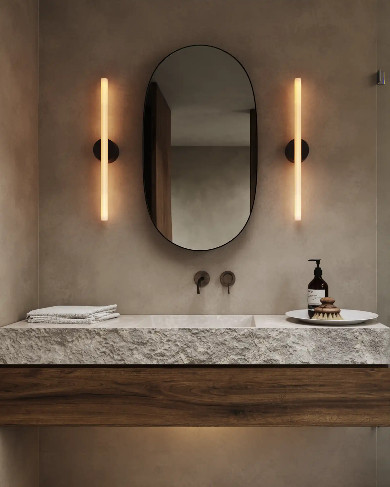 چراغ دیوارکوب در سرویس بهداشتی یا آینه‌دار