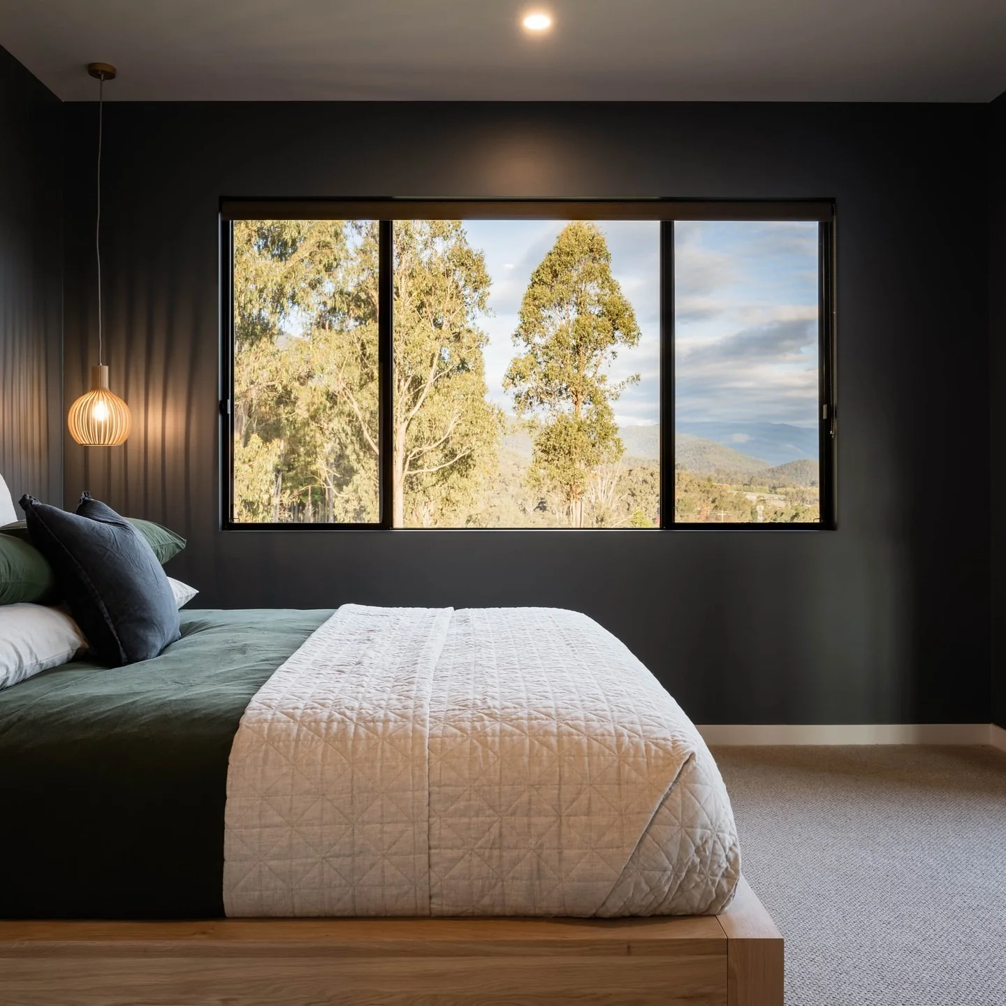 مینیمالیسم اسکاندیناوی اتاق خواب سبز جنگلی